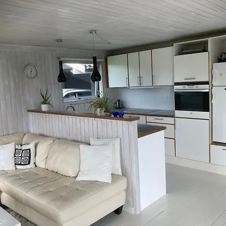 Casa vacanze Sommerhuset -the House - Full House, 63 M2 W 2 Bed Rooms, 300 M From The Wonderful In Begtrup Vig Knebel