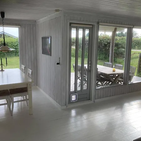 Sommerhuset -the House - Full House, 63 M2 W 2 Bed Rooms, 300 M From The Wonderful In Begtrup Vig Дом отдыха